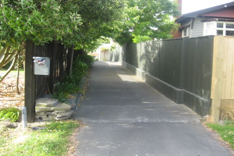 Photo of property in 15 Riverview Street, Beckenham, Christchurch, 8023