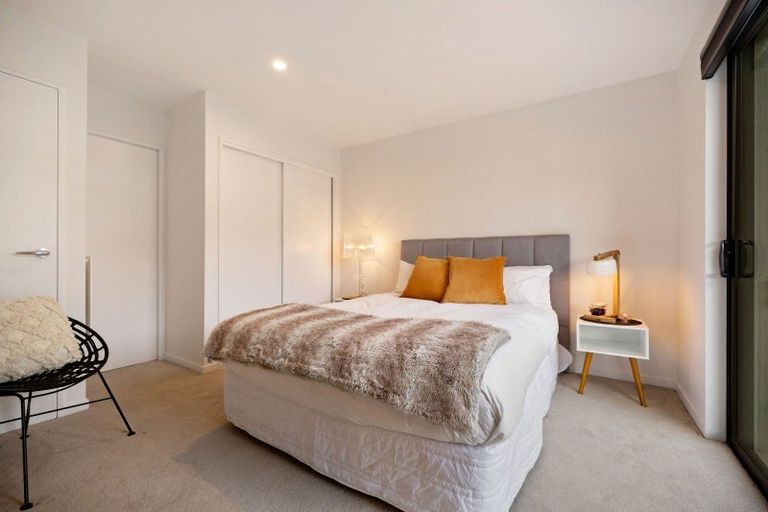 Photo of property in 5 Phoenix Lane, Arthurs Point, Queenstown, 9371