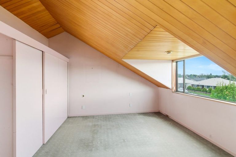 Photo of property in 117 Oakhampton Street, Hornby, Christchurch, 8042