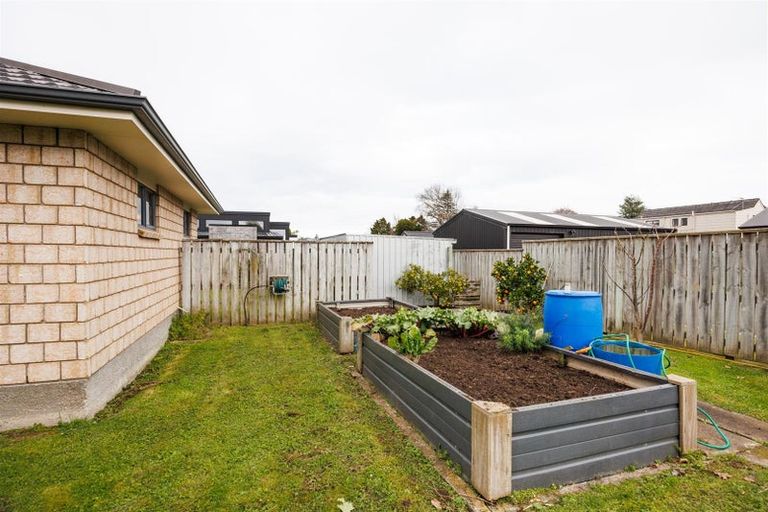 Photo of property in 6 Blennerville Close, Marton, 4710