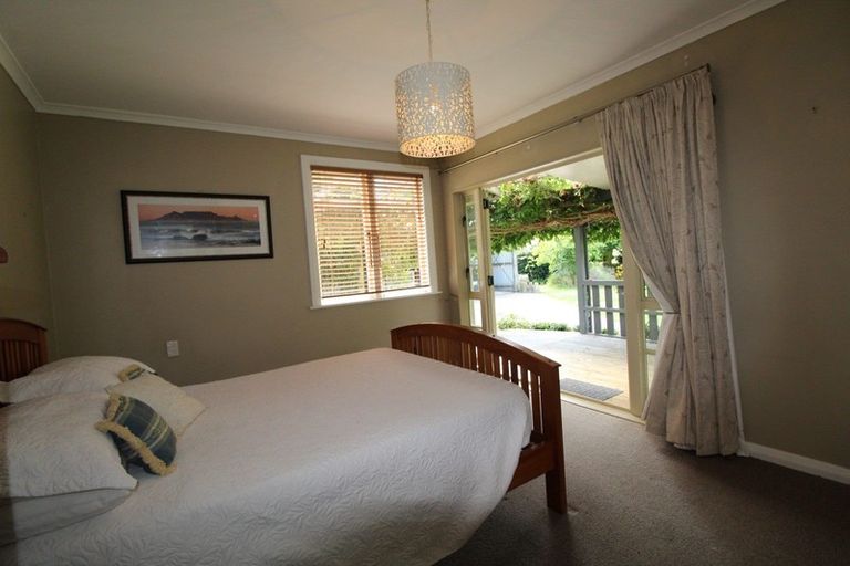 Photo of property in 2337 Rangiwahia Road, Rangiwahia, Kimbolton, 4774