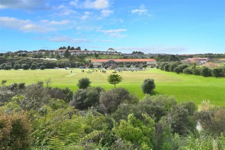 Photo of property in 2 Bella Vista Drive, Gulf Harbour, Whangaparaoa, 0930