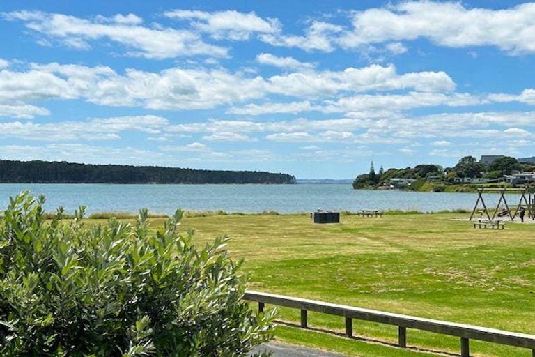 Photo of property in 88 Maunsell Road, Port Waikato, 2695