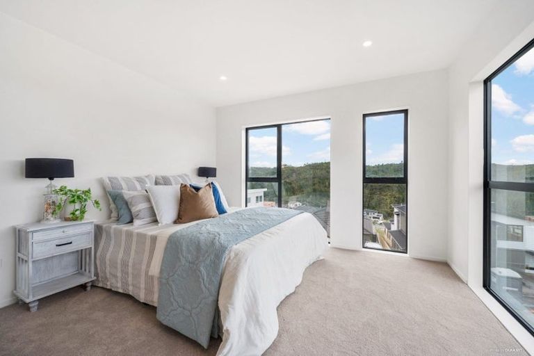 Photo of property in 10 Ringi Lane, Orewa, 0931