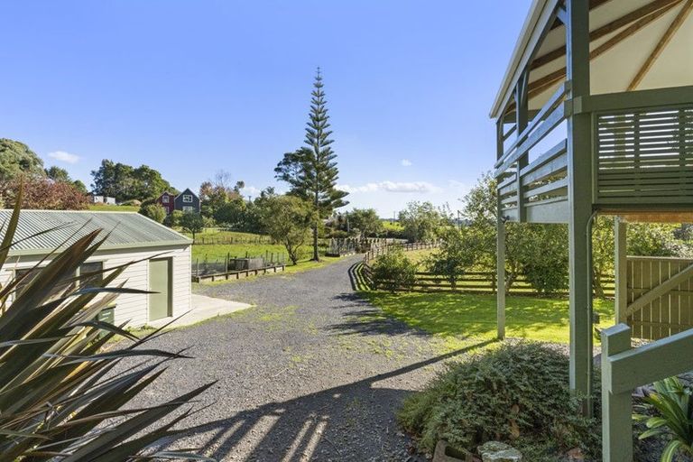 Photo of property in 241 Wallace Road, Koputaroa, Levin, 5571