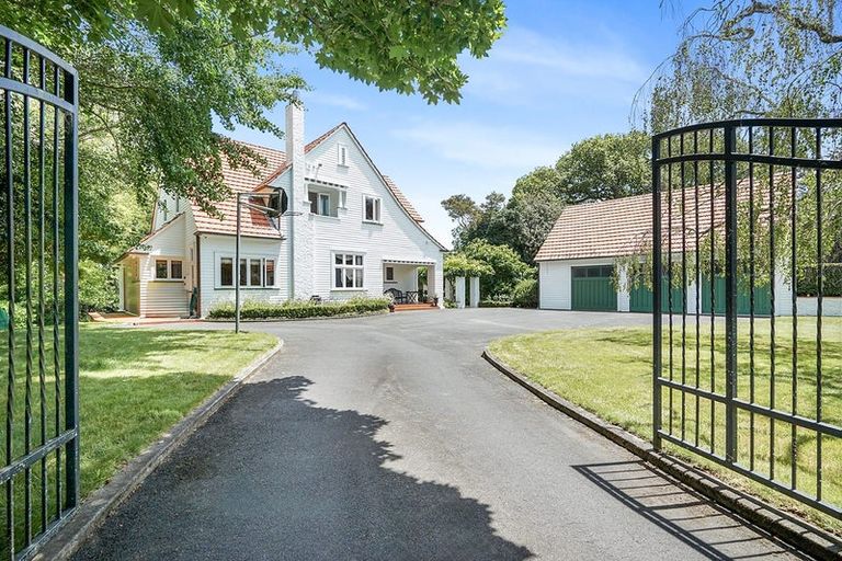 Photo of property in 301 River Road, Claudelands, Hamilton, 3214