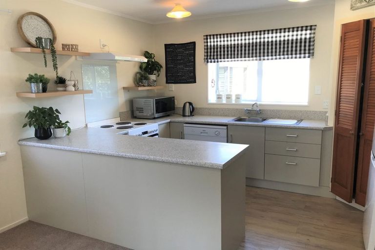 Photo of property in 78 Ruapehu Street, Paraparaumu, 5032