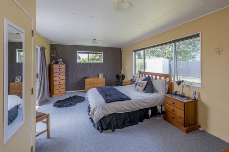 Photo of property in 53a Strathmore Avenue, Levin, 5510