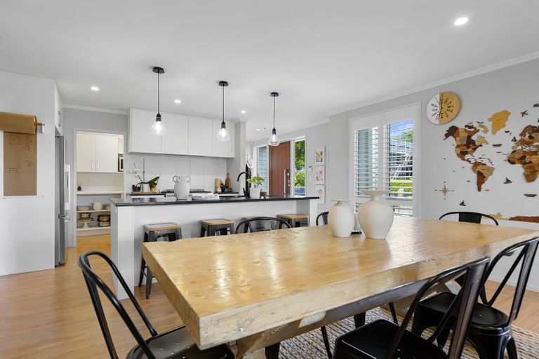 Photo of property in 1 Boyce Crescent, Cambridge, 3434