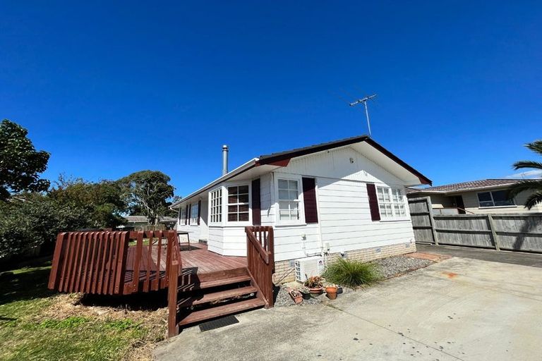 Photo of property in 130 Pigeon Mountain Road, Half Moon Bay, Auckland, 2012