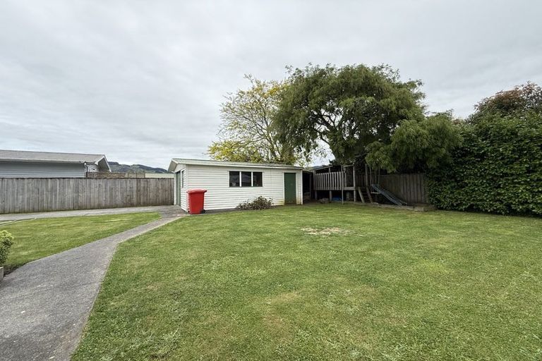 Photo of property in 12 Argyle Grove, Trentham, Upper Hutt, 5018
