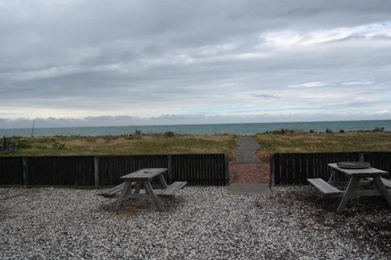 Photo of property in 122 Rarangi Beach Road, Rarangi, Blenheim, 7273