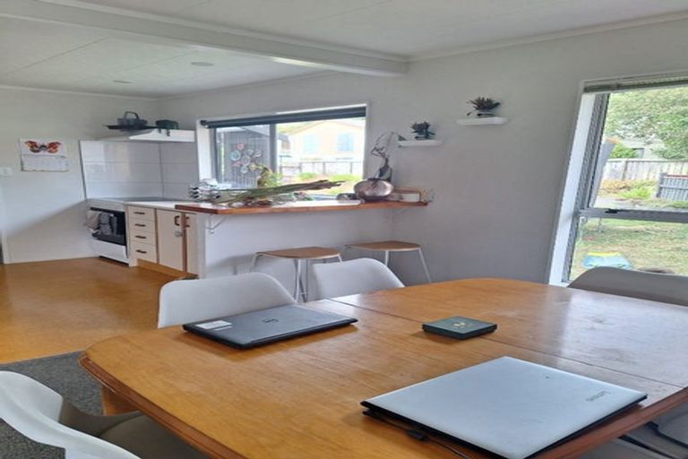 Photo of property in 86 Leeward Drive, Whitby, Porirua, 5024