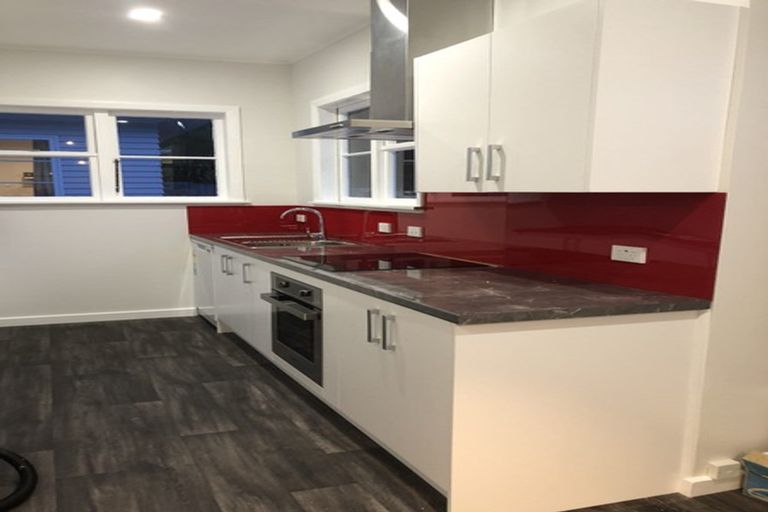 Photo of property in 33 Hindmarsh Street, Johnsonville, Wellington, 6037