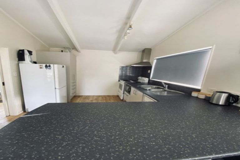 Photo of property in 12a Tamaki Bay Drive, Pakuranga, Auckland, 2010