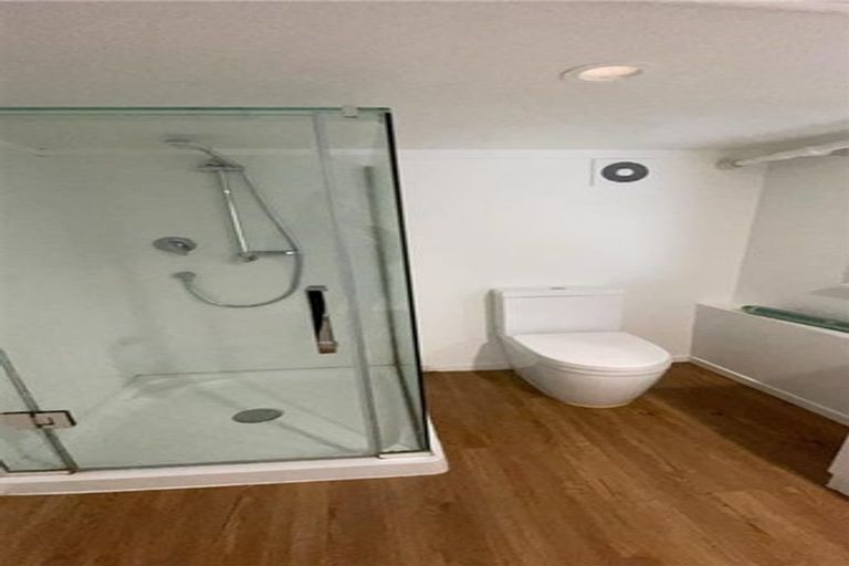 Photo of property in 209a Sturges Road, Henderson, Auckland, 0612