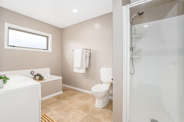 Photo of property in 121 Te Puia Drive, Aotea, Porirua, 5024