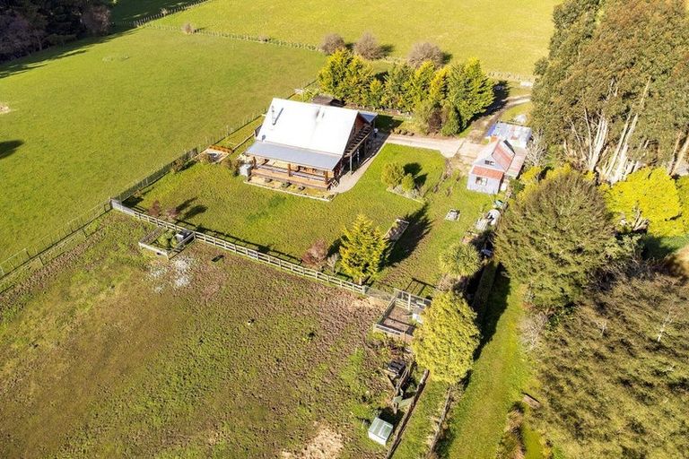 Photo of property in 5 Brooklands Road, Gladstone, 5884