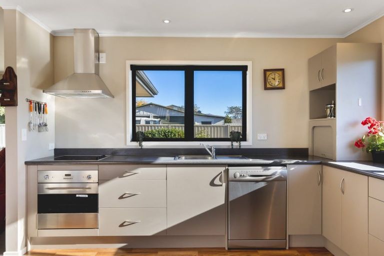 Photo of property in 14 Schaumann Street, Alexandra, 9320