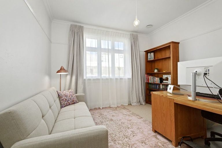 Photo of property in 7 Lawrence Street, Newtown, Wellington, 6021