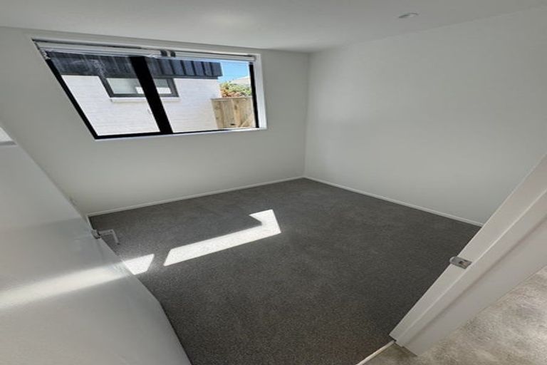 Photo of property in 7b Manor Place, Point Chevalier, Auckland, 1022