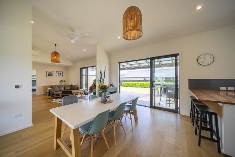 Photo of property in 52 Takitimu Avenue, Te Anau, 9600