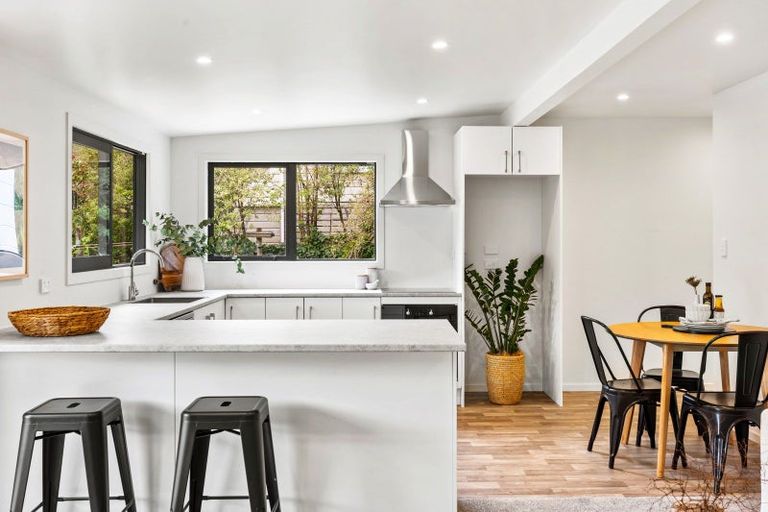 Photo of property in 25 Main Street, Hospital Hill, Napier, 4110