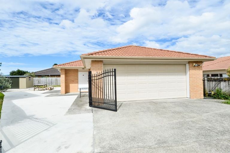 Photo of property in 46 Garelja Road, Henderson, Auckland, 0612