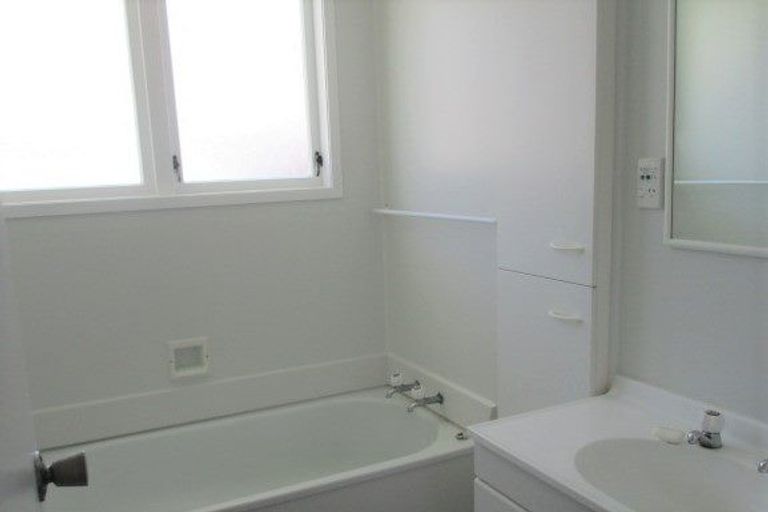 Photo of property in 12 Seddon Street, Glenholme, Rotorua, 3010