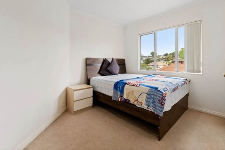 Photo of property in 18 Vintage Drive, Henderson, Auckland, 0612