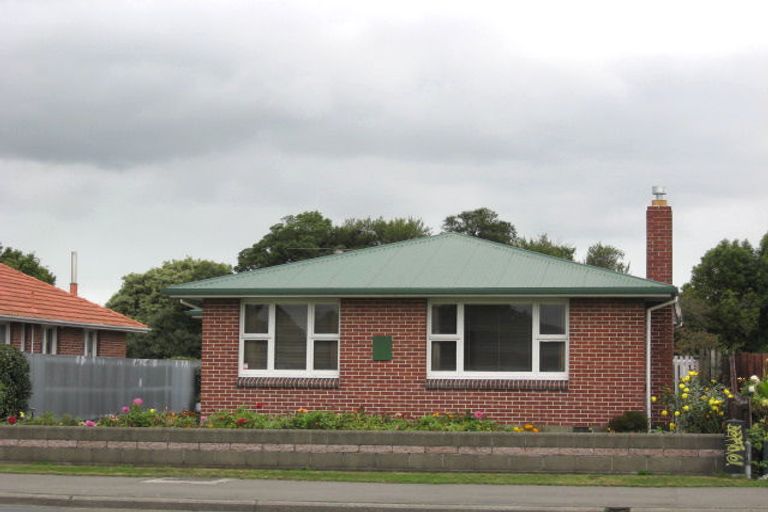 Photo of property in 112 Main North Road, Papanui, Christchurch, 8052