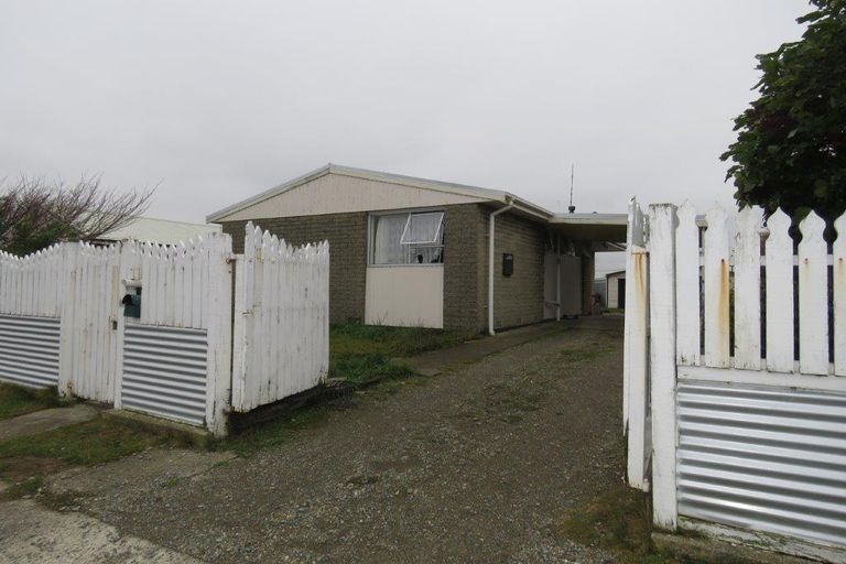 Photo of property in 18 Ottrey Street, Clifton, Invercargill, 9812