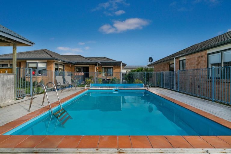 Photo of property in Mayfair Gardens, 3/2 Mayfair Close, Whitianga, 3510