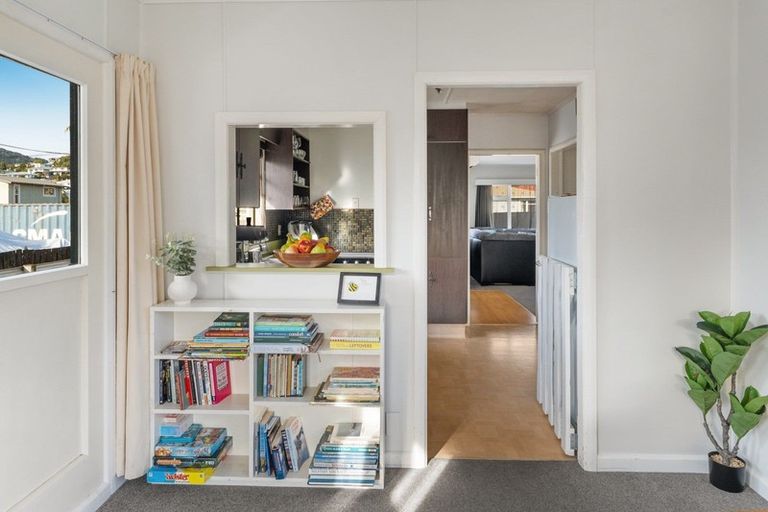 Photo of property in 16 Bledisloe Avenue, Stoke, Nelson, 7011