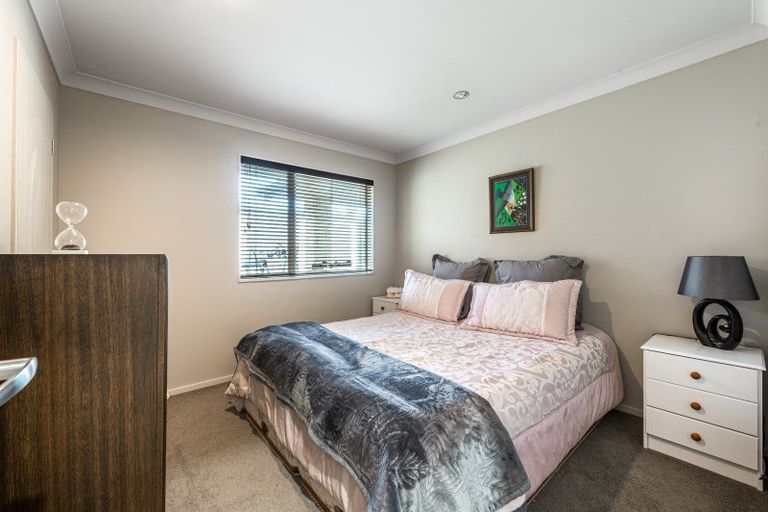 Photo of property in 112d Victoria Avenue, Waiuku, 2123