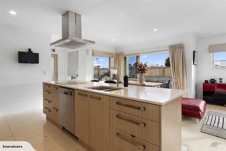 Photo of property in 487a Otumoetai Road, Otumoetai, Tauranga, 3110