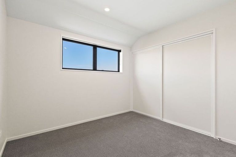 Photo of property in 4/33 Russell Street, Linwood, Christchurch, 8062