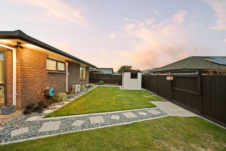 Photo of property in 12 Ebony Court, Rototuna North, Hamilton, 3210