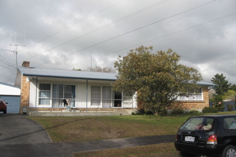 Photo of property in 44 Southsea Crescent, Silverdale, Hamilton, 3216