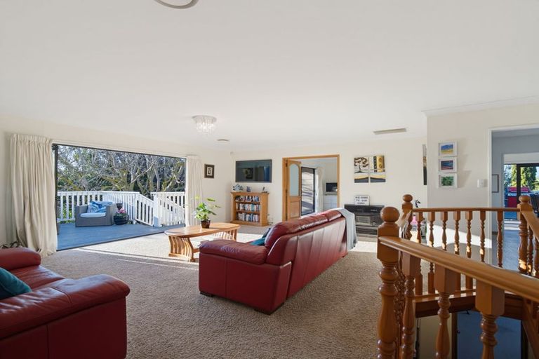 Photo of property in 74 Churchill Drive, Taradale, Napier, 4112