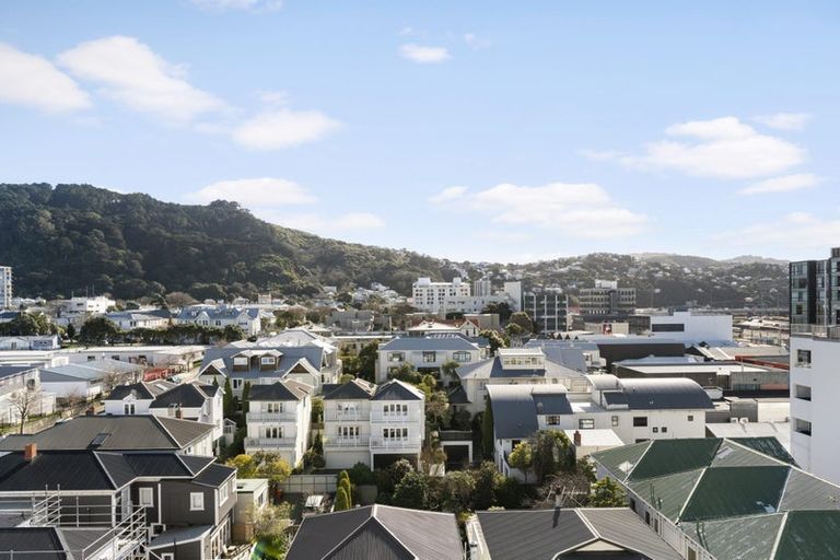 Photo of property in Stadium Garden Flats, 502/107 Thorndon Quay, Pipitea, Wellington, 6011