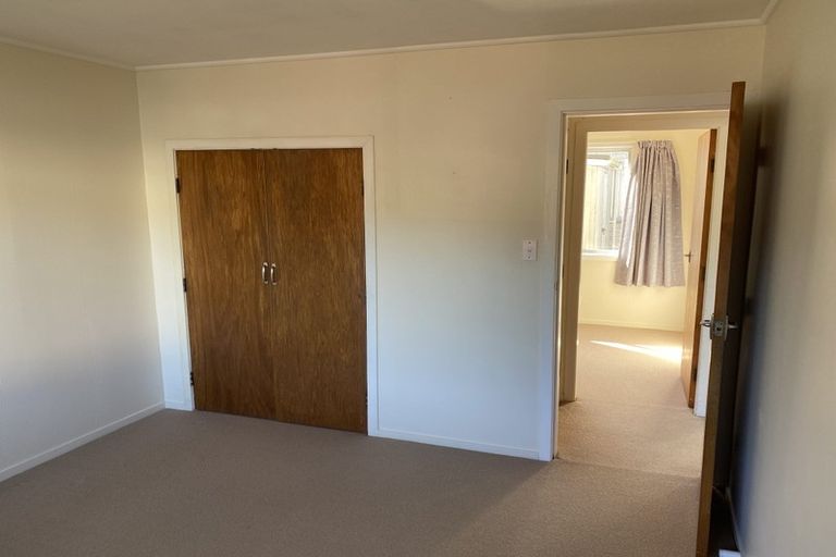 Photo of property in 9/8 Oxford Street, Tawa, Wellington, 5028