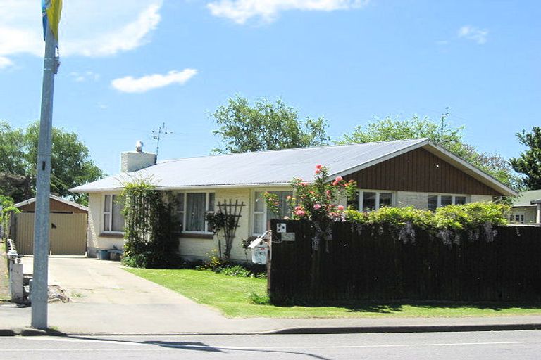 Photo of property in 74 Ohoka Road, Kaiapoi, 7630