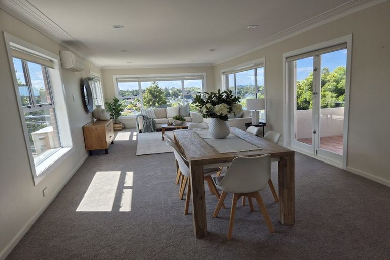 Photo of property in 10 Alton Avenue, Hillcrest, Auckland, 0627