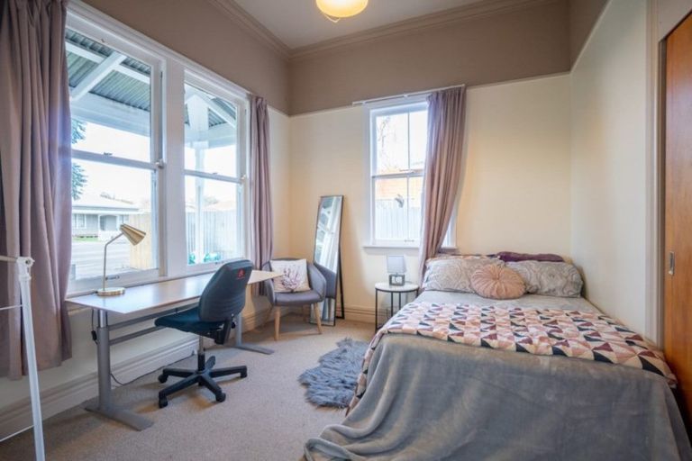 Photo of property in 44 Bourke Street, Palmerston North, 4410