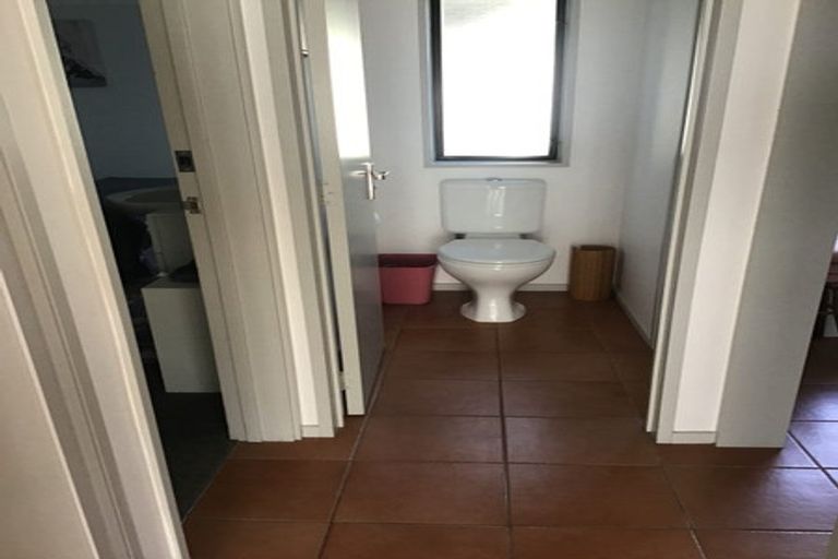 Photo of property in 5 Larnach Street, Waimairi Beach, Christchurch, 8083