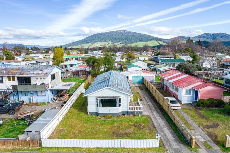 Photo of property in 14 Tureiti Place, Turangi, 3334