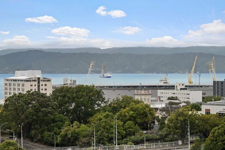 Photo of property in 31/125 Grant Road, Thorndon, Wellington, 6011