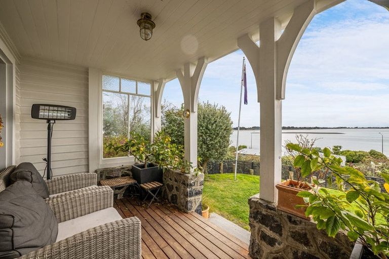 Photo of property in 14 Mccormacks Bay Road, Mount Pleasant, Christchurch, 8081