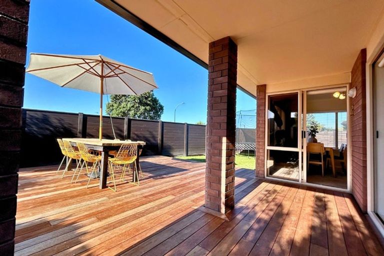 Photo of property in 2 Grevillea Place, Mount Maunganui, 3116